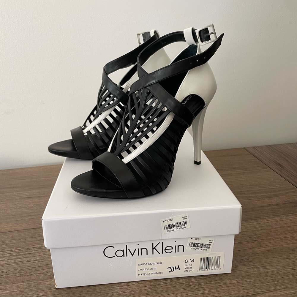 Calvin Klein size 8